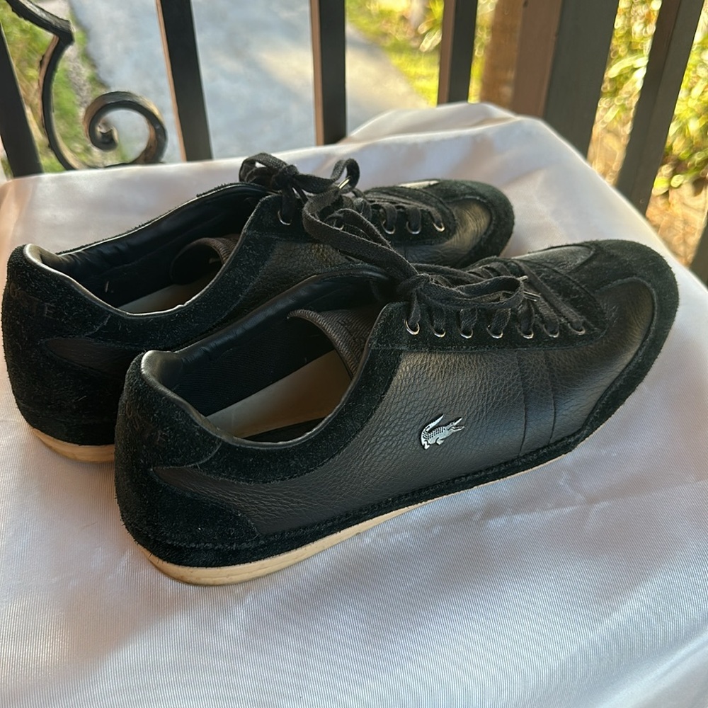 Lacoste men’s black shoes Sz 10